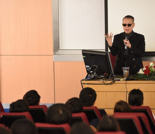 ตือ-สมบัษร ถิระสาโรช