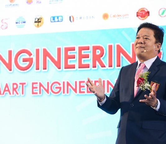 ดร.ทศพร ศรีเอี่ยม