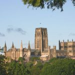 Durham Cathedral” สถาปัตย์กรรมโรมาเนสก์ ที่ได้รับเลือกโดยองค์การ UNESCO ให้ขึ้นทะเบียนเป็นมรดกโลก