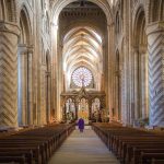 “Durham Cathedral” สถาปัตย์กรรมโรมาเนสก์ ที่ได้รับเลือกโดยองค์การ UNESCO ให้ขึ้นทะเบียนเป็นมรดกโลก